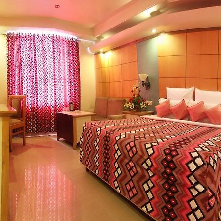Hotel Grand International Rāipur Dış mekan fotoğraf
