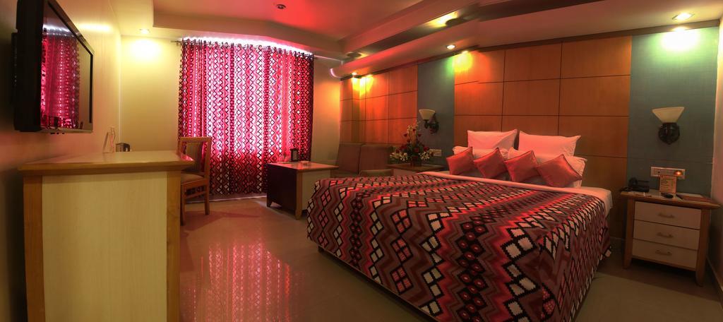 Hotel Grand International Rāipur Dış mekan fotoğraf