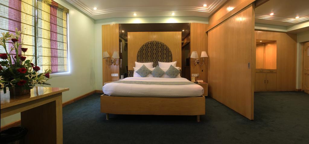 Hotel Grand International Rāipur Dış mekan fotoğraf