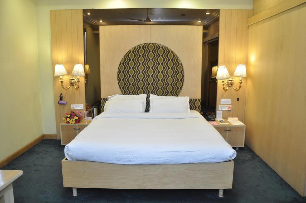 Hotel Grand International Rāipur Dış mekan fotoğraf