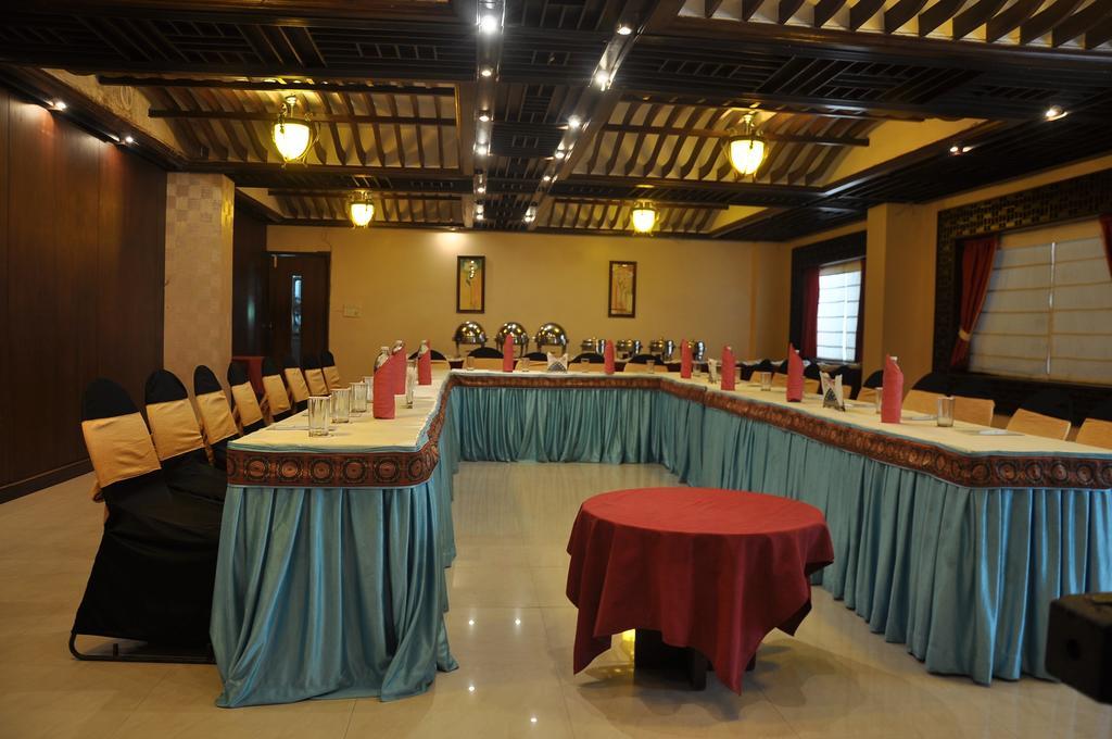 Hotel Grand International Rāipur Dış mekan fotoğraf