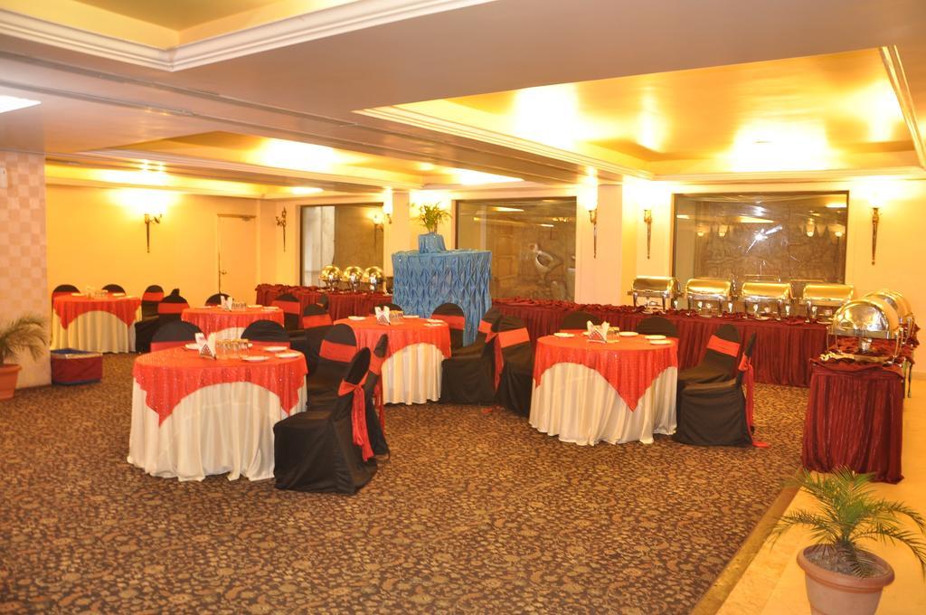 Hotel Grand International Rāipur Dış mekan fotoğraf